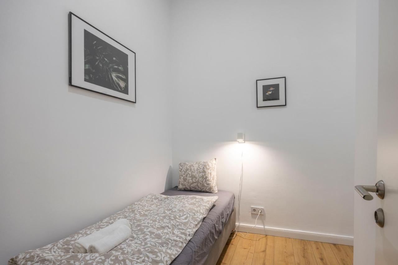 Central Grand Apartment With 5Bedrm 2Bathroom Budapest Esterno foto